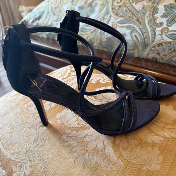 B Brian Atwood Sandals - Picture 7 of 11